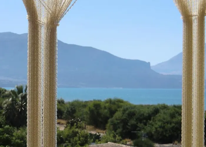 Konukevi Vacanze C M Windsurf Alcamo Marina